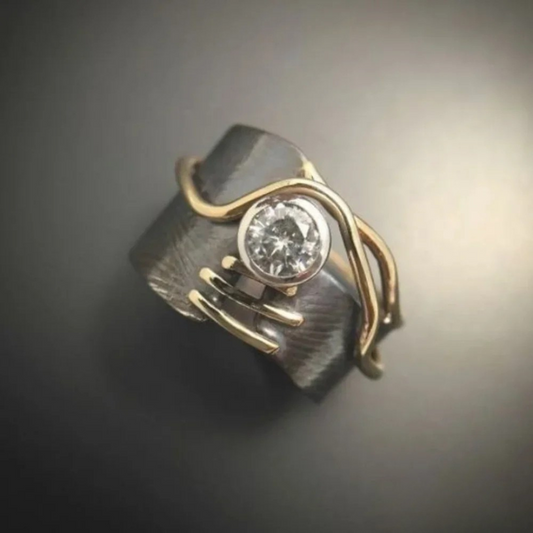 Silver Glow Vintage Ring