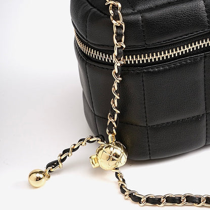 Women's Genuine Leather Textured Chain Shoulder Bag