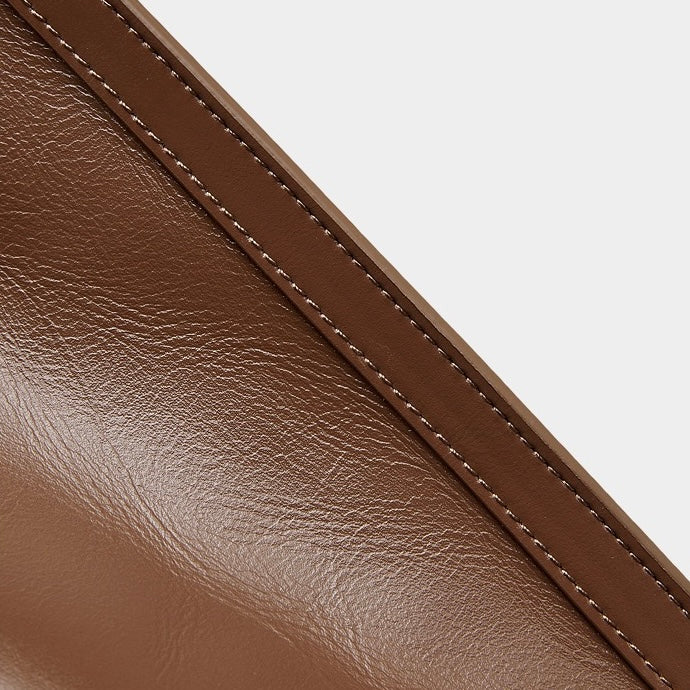 Women's Timeless Hazelnut Leather Tote with Metal Accents