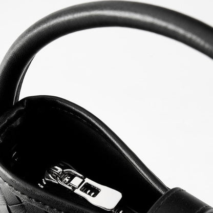 Women’s Genuine Sheepskin Woven Bucket Bag – Elegant Commuter Style