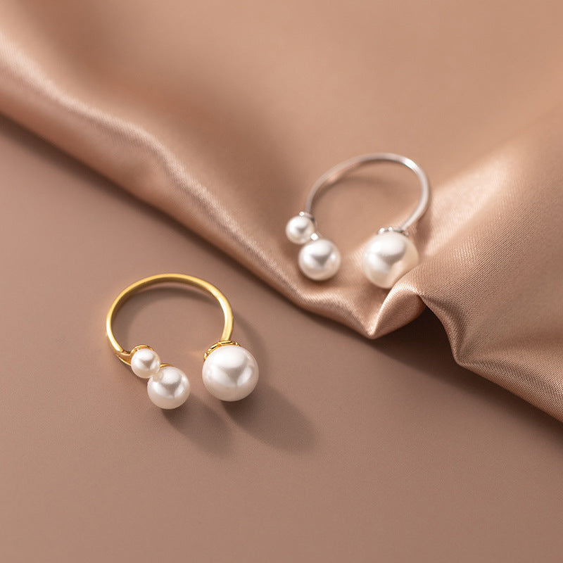 Elegant Trio Pearl Ring - LEESTIA