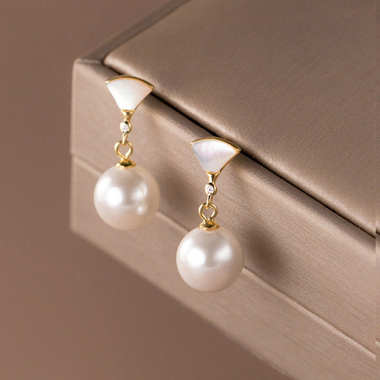 Chic Silver Pearl Earrings - LEESTIA