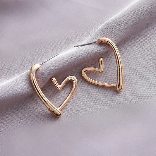 Elegant Heart-Shaped Rose Gold  Earrings - LEESTIA