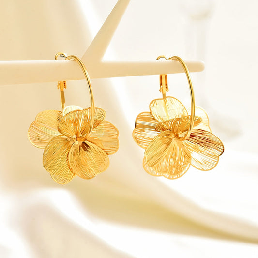 Exaggerated Gold Hollow Earrings - LEESTIA