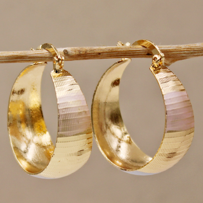 Sophisticated Luxe Gold Earrings - LEESTIA