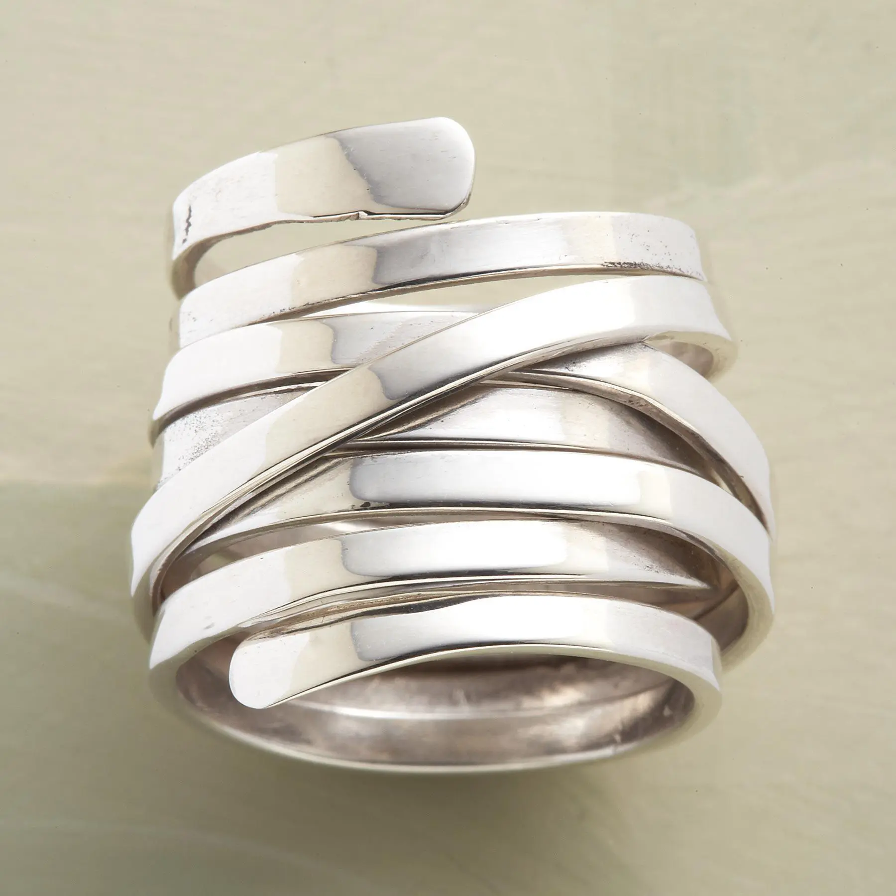 Elegant Vintage Silver Ring - LEESTIA