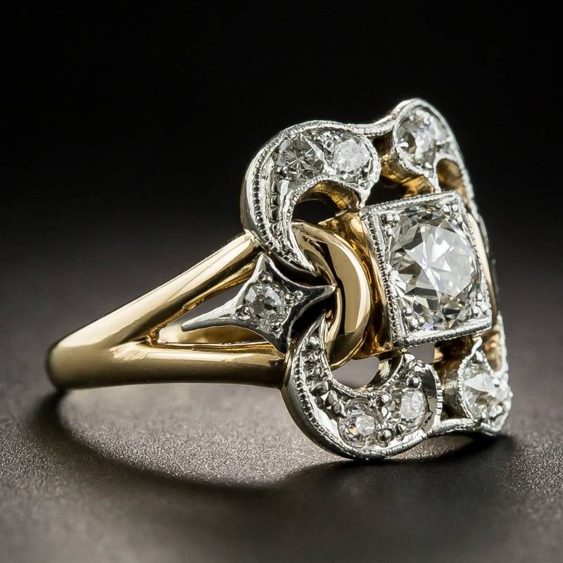 Classic Gold Ring Featuring Vintage Zirconia - LEESTIA
