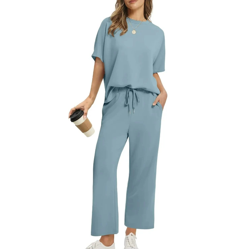 🌸 New arrival – 50% OFF 💖 Soft casual top and trousers set for women
